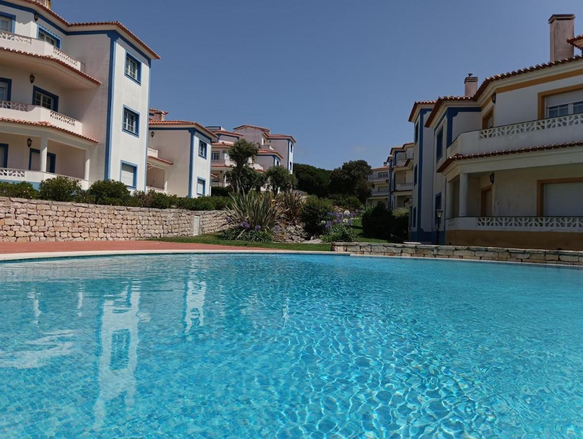 Apartamento Em D'El Rey-Obidos Beach & Surf Amoreira  Exterior photo