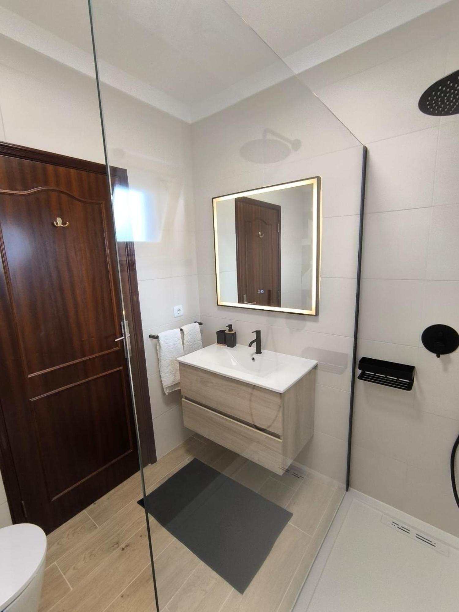 Apartamento Em D'El Rey-Obidos Beach & Surf Amoreira  Exterior photo